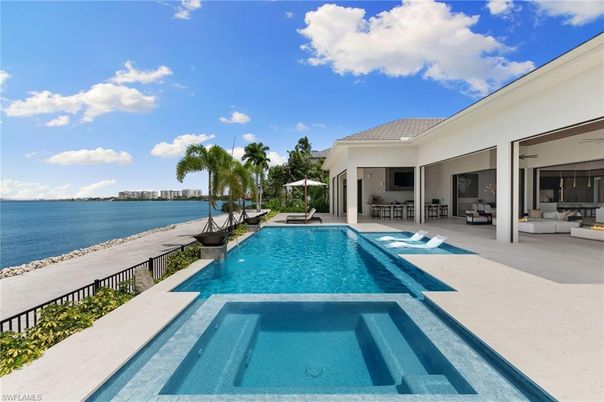 Exterior, Pool, Water