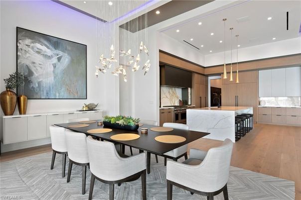 Dining room, Interior, Kitchen, Pendant Lights, Recessed Lighting, Wood Texture Flooring