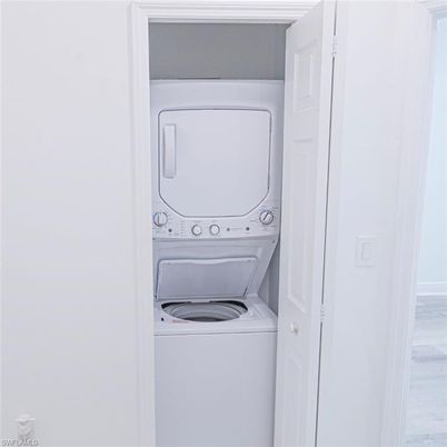 Interior, Utility Closets, Washer