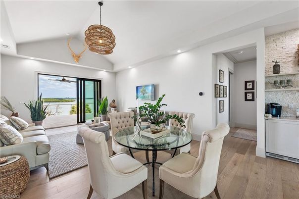 Dining room, Interior, Living room, Pendant Lights, Recessed Lighting, Wood Texture Flooring