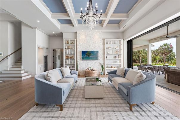 Chandelier, Dining room, Interior, Living room, Recessed Lighting, Wood Texture Flooring