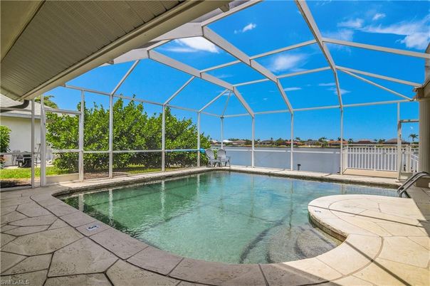 Glass Ceilings, Interior, Pool, Sun Room, Water