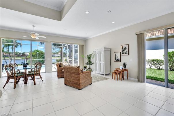 Dining room, Interior, Living room, Recessed Lighting