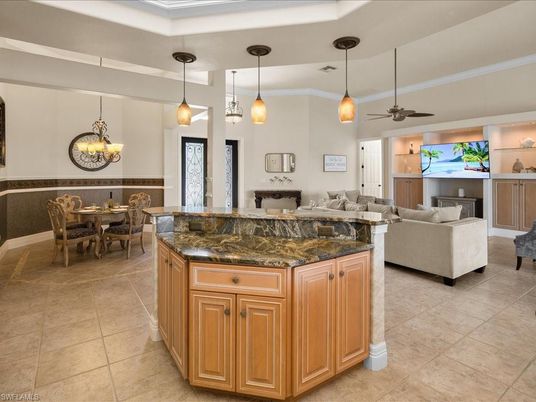 Dining room, Interior, Living room, Pendant Lights