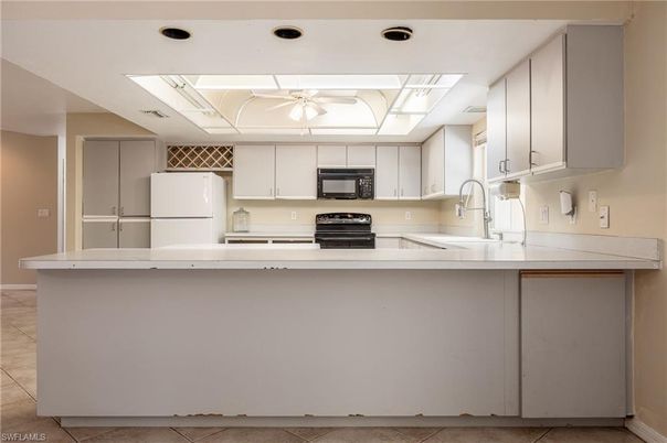 Interior, Kitchen, Recessed Lighting
