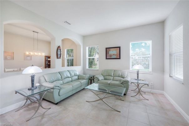Interior, Living room, Pendant Lights