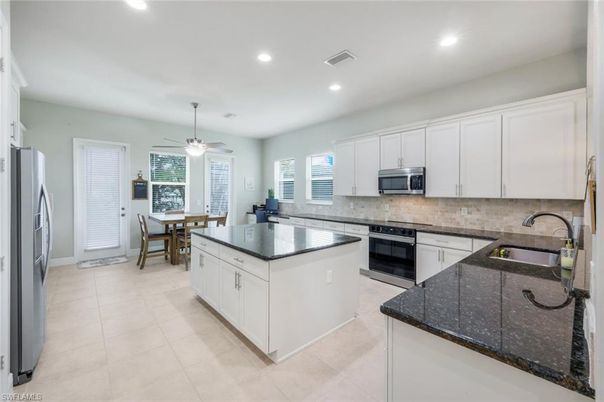 Dining room, Interior, Kitchen, Recessed Lighting, Stainless Steel Appliances