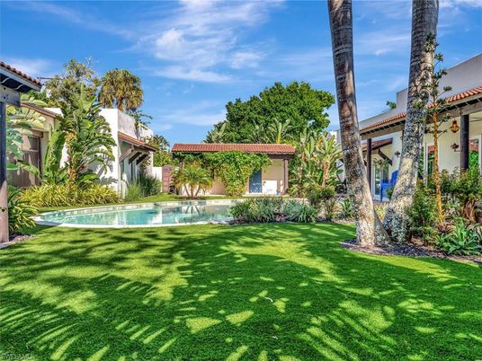 Backyard, Exterior, Pool