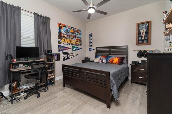 Bedroom, Home Office, Interior, Wood Texture Flooring