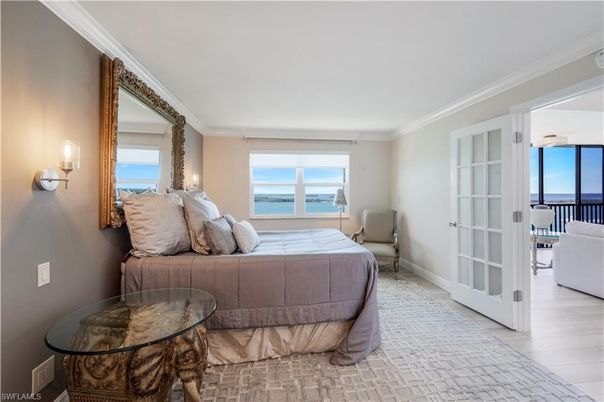 Bedroom, Interior, Living room, Water, Wood Texture Flooring