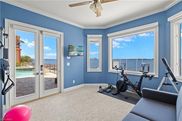 Fitness Equipment, Interior, Water