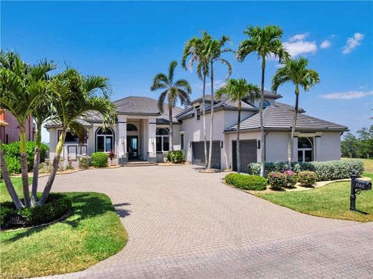Backyard, Exterior, Facade, Mediterranean