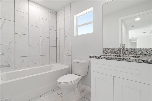 Bathroom, Interior, Marble, Marble Walls, Recessed Lighting