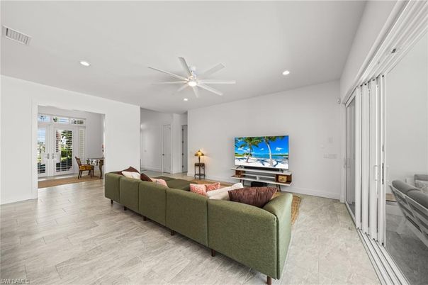 Interior, Living room, Recessed Lighting, Wood Texture Flooring