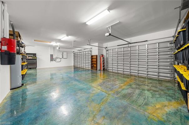 Garage, Interior