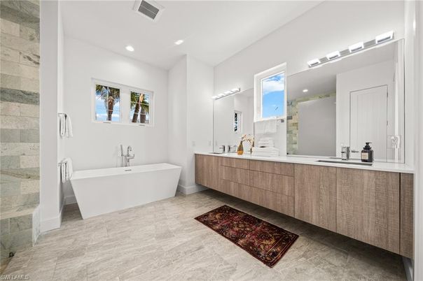 Bathroom, Dual Sink Vanities, Free Standing Baths, Interior, Recessed Lighting