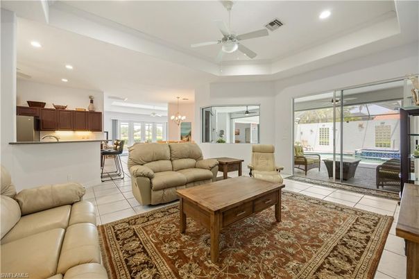 Interior, Kitchen, Living room, Pendant Lights, Recessed Lighting