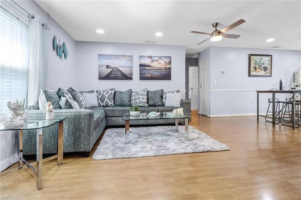 Interior, Living room, Recessed Lighting, Wood Texture Flooring