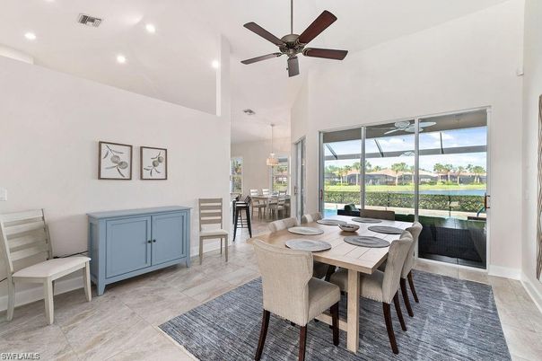Dining room, Interior, Pendant Lights, Recessed Lighting