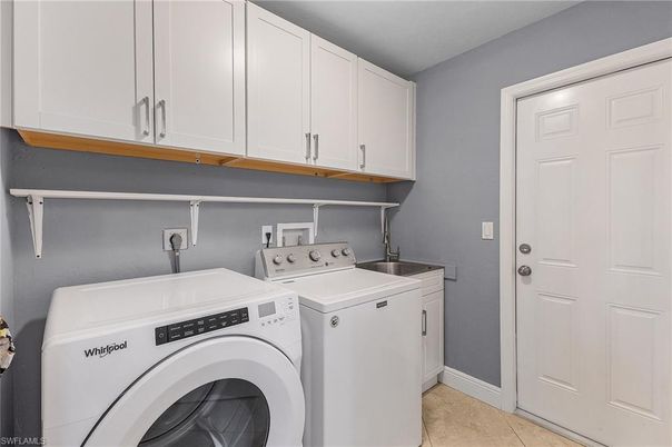 Interior, Washer