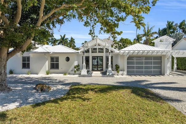 Attached, Backyard, Exterior, Facade, Ranch