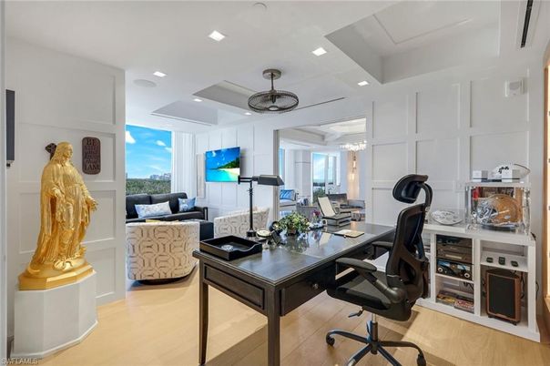Home Office, Interior, Recessed Lighting, Wood Texture Flooring