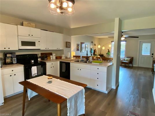 Interior, Kitchen, Wood Texture Flooring