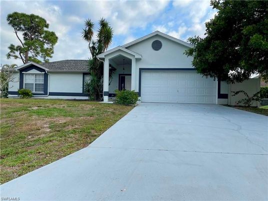 Attached, Backyard, Exterior, Facade, Ranch