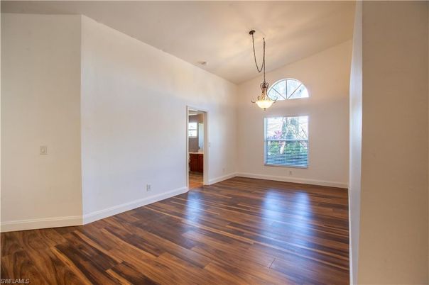 Empty room, Interior, Pendant Lights, Wood Texture Flooring