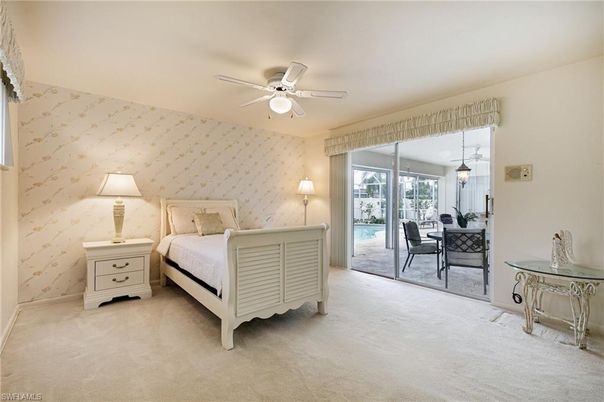 Bedroom, Interior, Pendant Lights