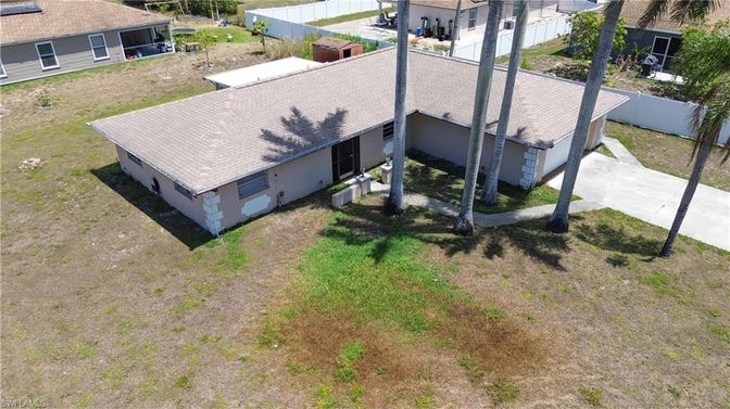 Exterior, Drone