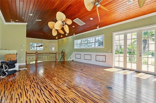Interior, Recessed Lighting, Wooden Ceilings, Wood Texture Flooring