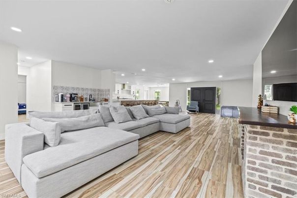 Interior, Kitchen, Living room, Recessed Lighting, Wood Texture Flooring