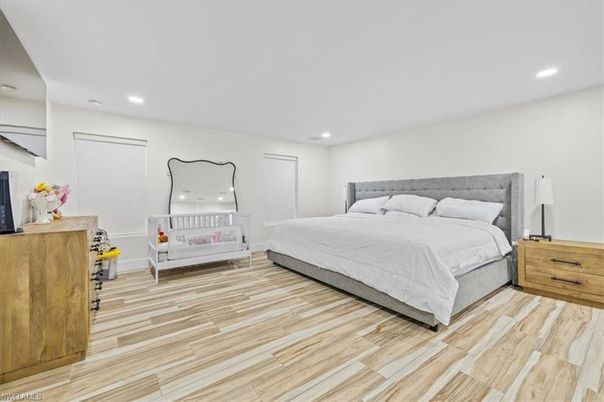 Bedroom, Interior, Recessed Lighting, Wood Texture Flooring