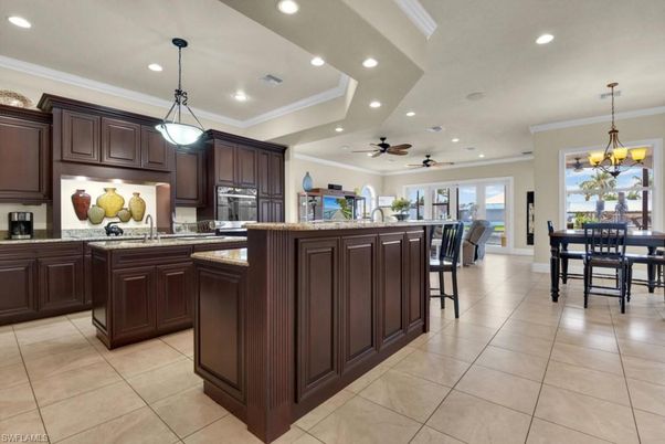 Chandelier, Dining room, Interior, Kitchen, Pendant Lights, Recessed Lighting, Stainless Steel Appliances