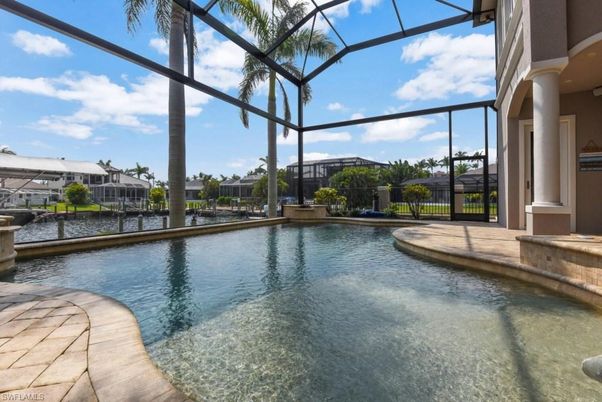Glass Ceilings, Interior, Pool, Sun Room, Water