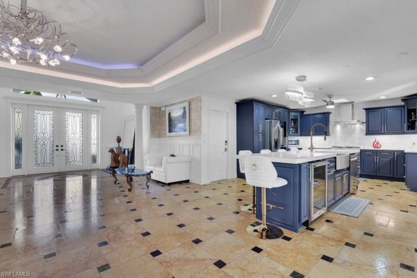 Chandelier, Interior, Kitchen, Pendant Lights, Recessed Lighting, Stainless Steel Appliances
