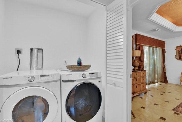 Interior, Utility Closets, Washer