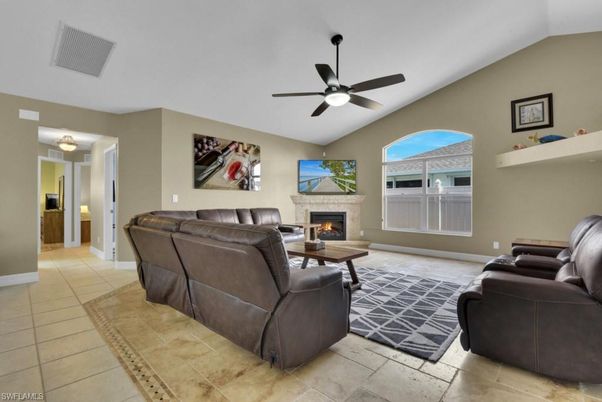 Fireplace, Interior, Living room