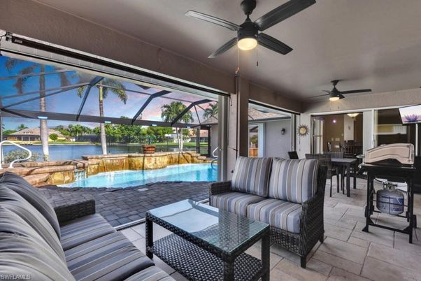 Dining room, Glass Ceilings, Interior, Pool, Sun Room, Water