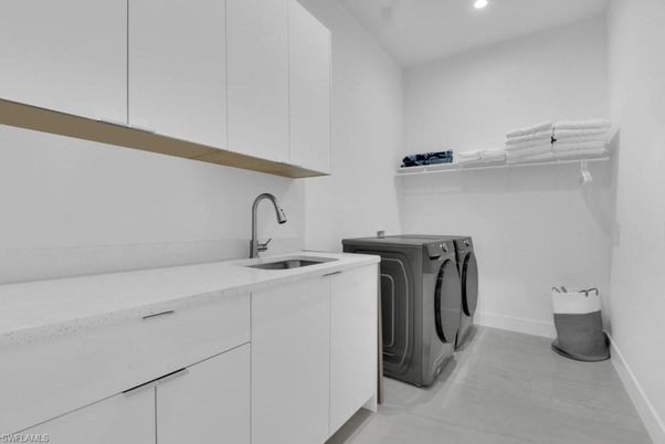Interior, Recessed Lighting, Washer