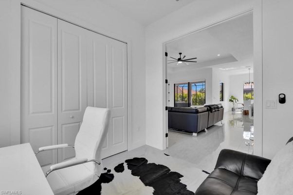Interior, Living room, Pendant Lights, Recessed Lighting