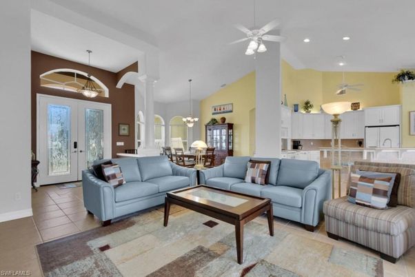 Chandelier, Dining room, Interior, Kitchen, Living room, Pendant Lights, Recessed Lighting