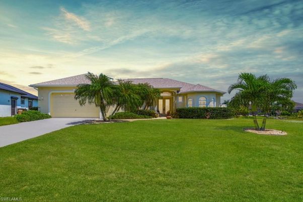 Attached, Backyard, Exterior, Facade, Ranch