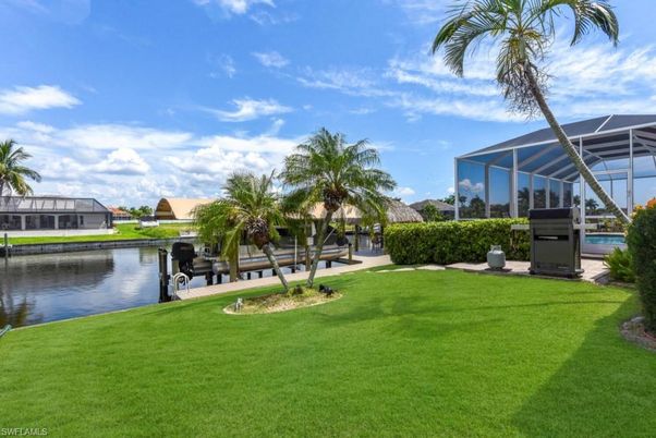 Backyard, Exterior, Water
