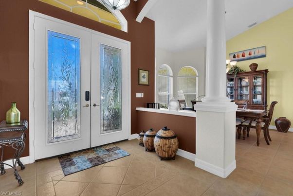 Dining room, Interior
