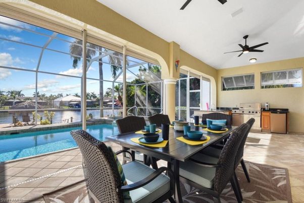 Dining room, Glass Ceilings, Interior, Pool, Sun Room, Water