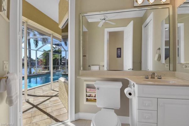 Bathroom, Interior, Sun Room