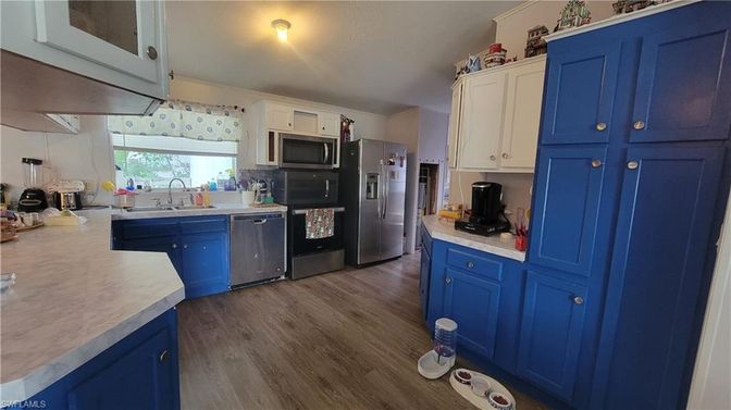 Interior, Kitchen, Wood Texture Flooring