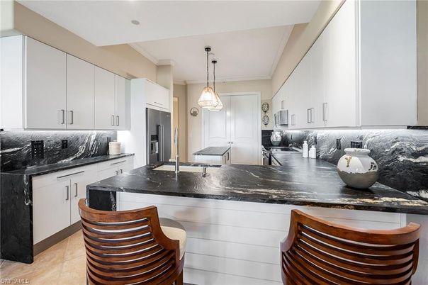 Interior, Kitchen, Pendant Lights, Recessed Lighting